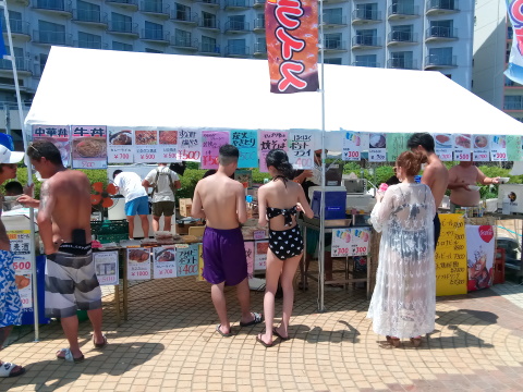 熱海サンビーチ売店1